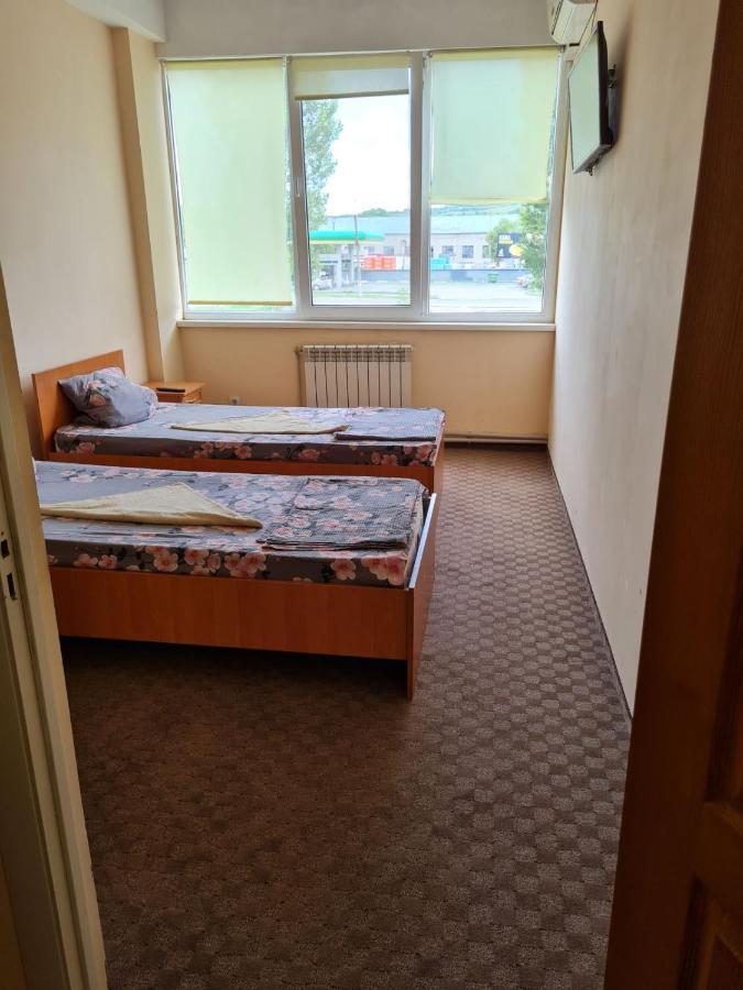 Готель Ас Берегово Esterno foto
